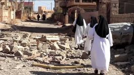 iraqi-sisters-return-to-qaraqosh